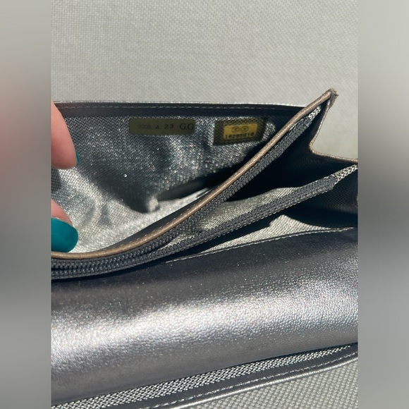 RARE Chanel Striped Bi-Fold Wallet - Picture 16 of 16